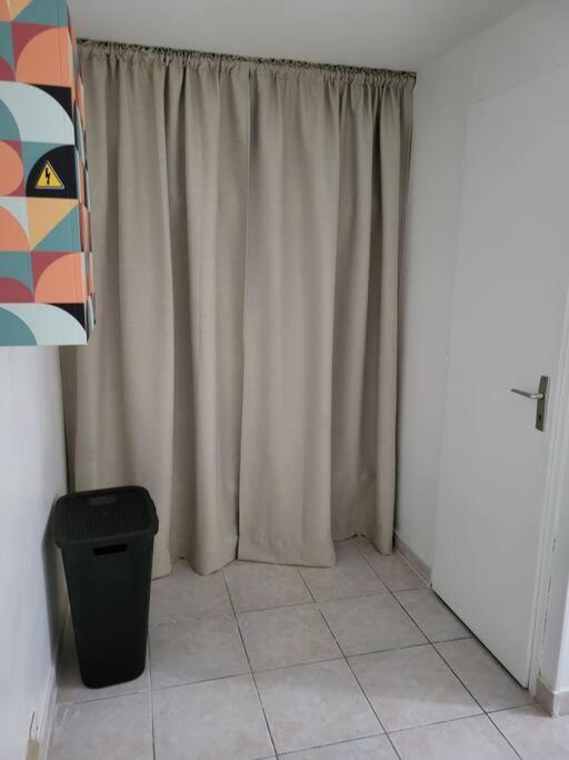 Appartement Paris Disneyland, Parking Gratuit, Rer A Noisy-le-Grand Exterior photo